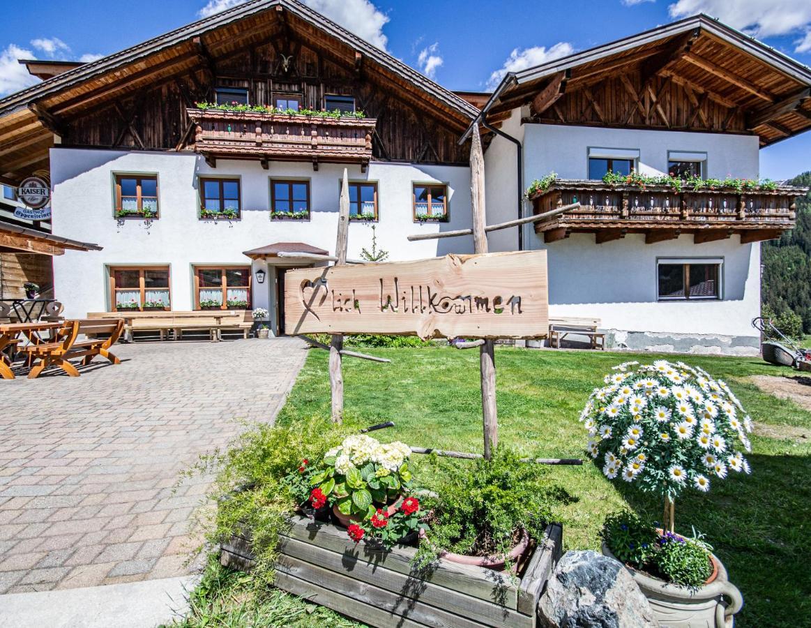 Alpengasthof Eppensteiner Navis Exteriér fotografie